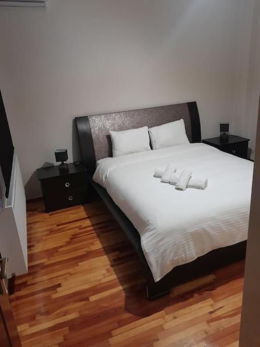 Maison De Luxx , A11 City Center Larissa Eksteriør billede